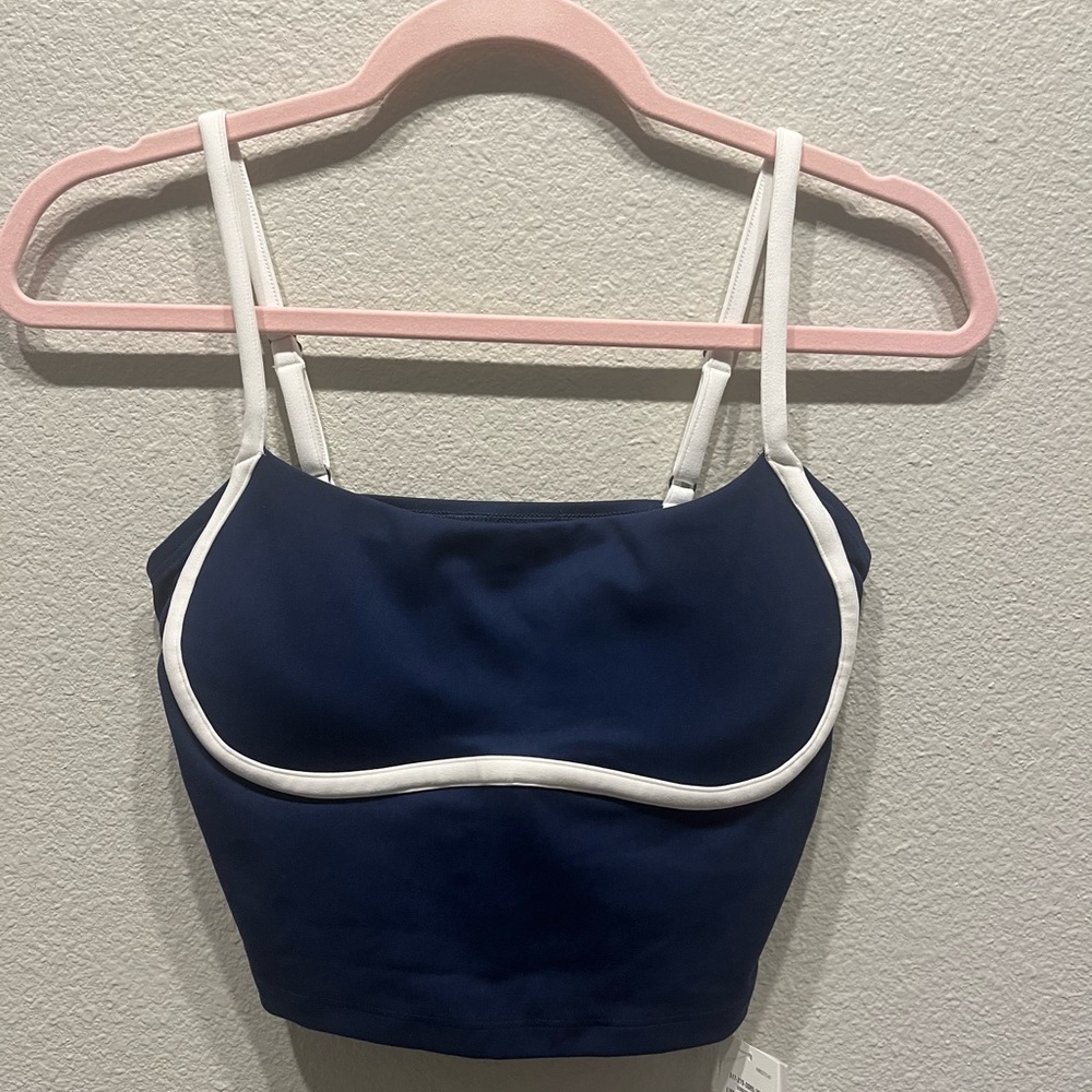 Hollister athletic top
